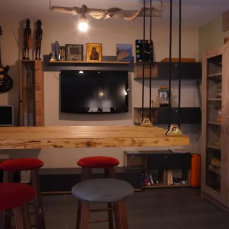 Studios Arabas-2
